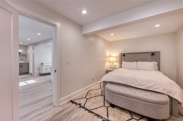 368 Oak C, Laguna Beach, CA 92651