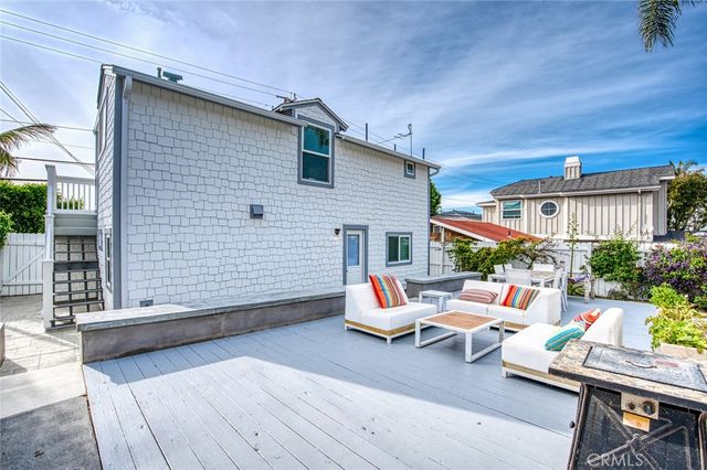 368 Oak C, Laguna Beach, CA 92651