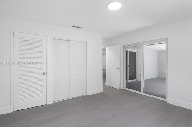 1750 NE 52nd Street, Fort Lauderdale, FL 33334