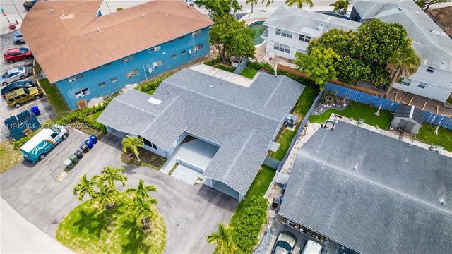 1750 NE 52nd Street, Fort Lauderdale, FL 33334
