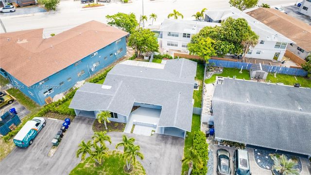 1750 NE 52nd Street, Fort Lauderdale, FL 33334