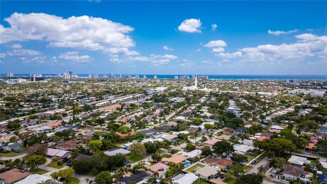 1750 NE 52nd Street, Fort Lauderdale, FL 33334
