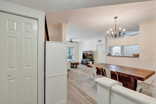 2113 Tuscany Way, Boynton Beach, FL 33435