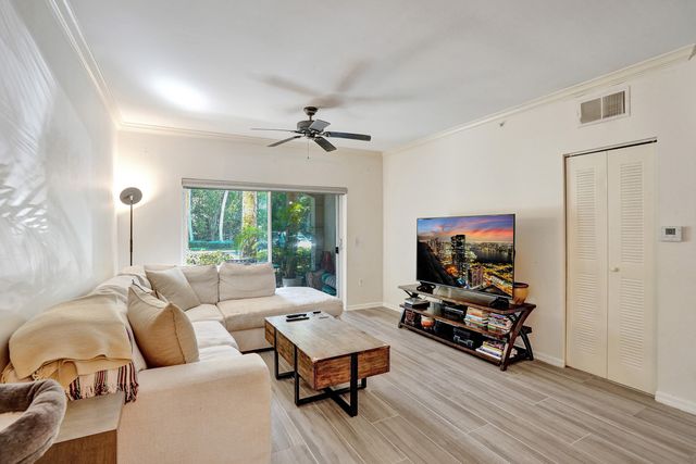 2113 Tuscany Way, Boynton Beach, FL 33435