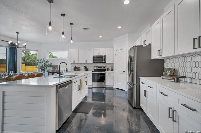 110 Janine, Canyon Lake, TX 78133