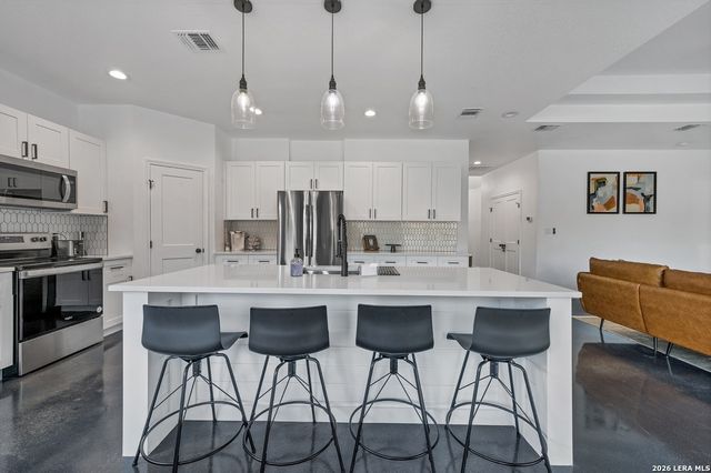 110 Janine, Canyon Lake, TX 78133