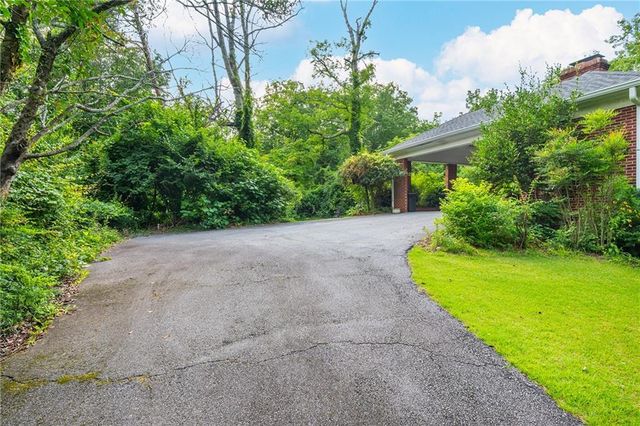 2101 Groover Road, Marietta, GA 30062