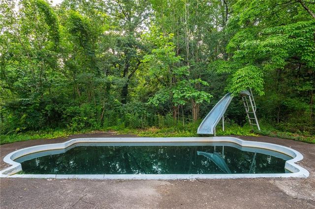2101 Groover Road, Marietta, GA 30062