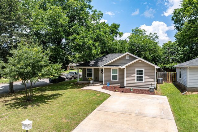 231 W Murray Street, Denison, TX 75020