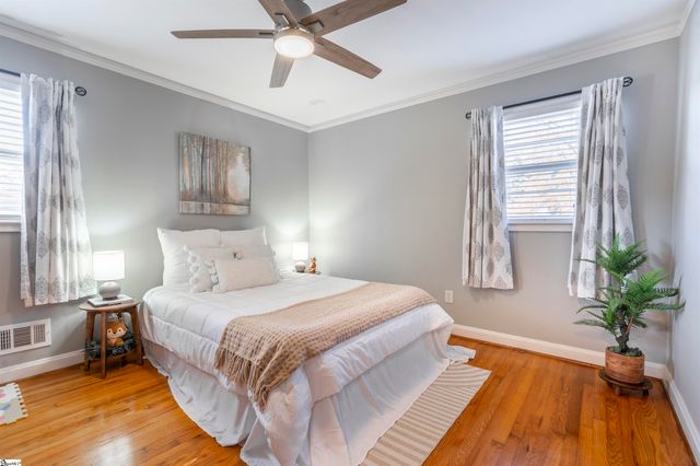 806 South B Street, Easley, SC 29640