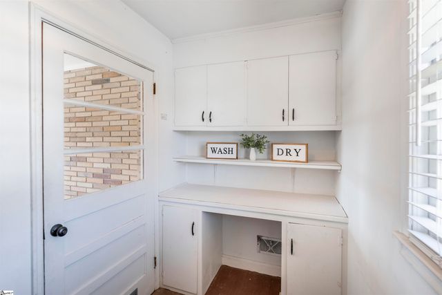 806 South B Street, Easley, SC 29640