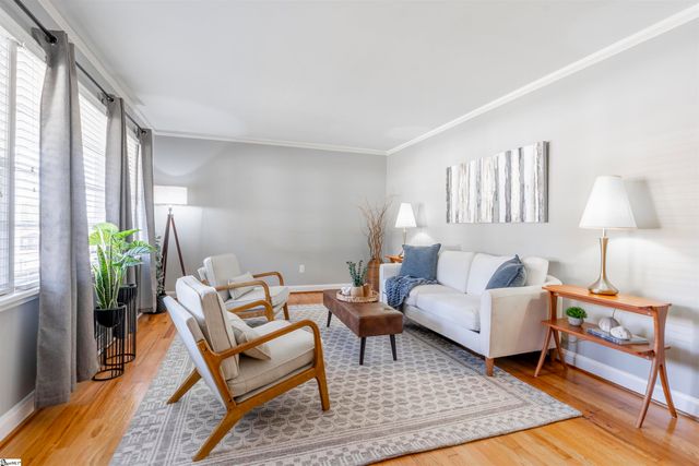 806 South B Street, Easley, SC 29640