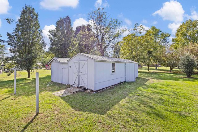 806 Avenue 8 SE, Atkins, AR 72823