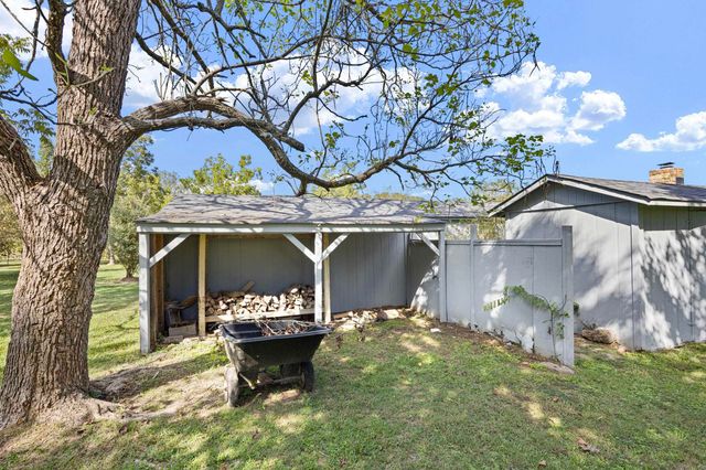 806 Avenue 8 SE, Atkins, AR 72823