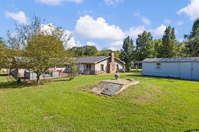 806 Avenue 8 SE, Atkins, AR 72823
