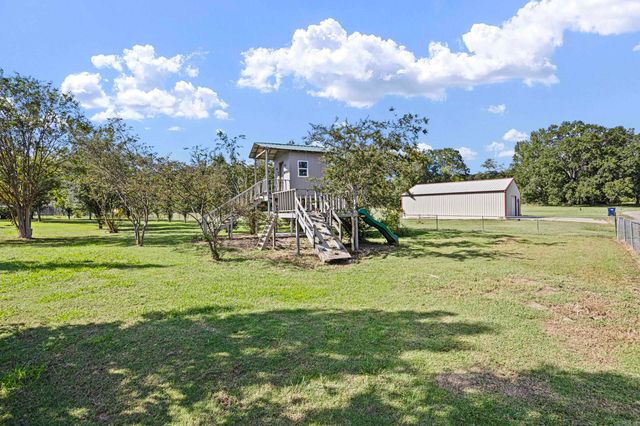 806 Avenue 8 SE, Atkins, AR 72823