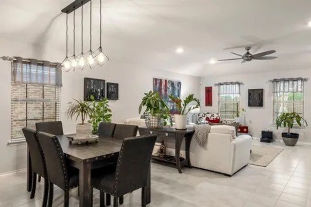 905 Decker Drive, Fate, TX 75189