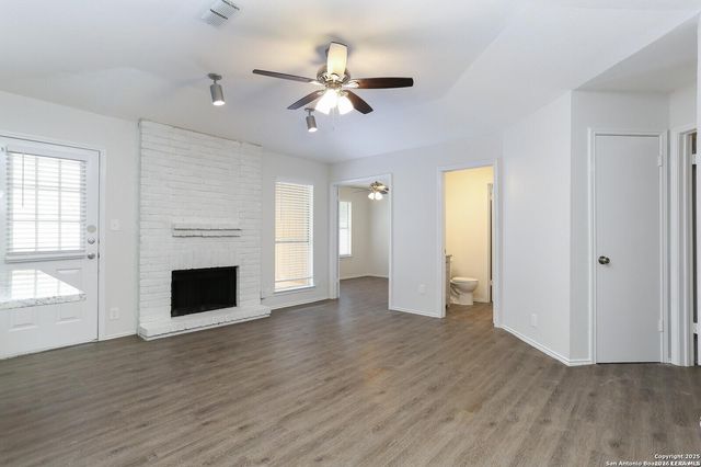 6334 candleview, San Antonio, TX 78244