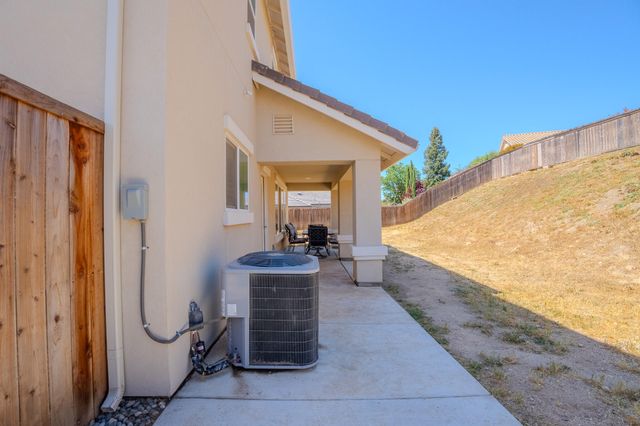 1921 Catahoula Court, Paso Robles, CA 93446