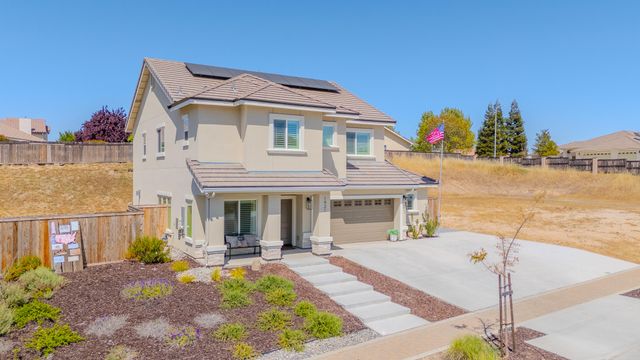 1921 Catahoula Court, Paso Robles, CA 93446