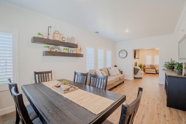 1921 Catahoula Court, Paso Robles, CA 93446