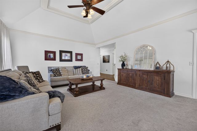 106 S 68th Street, Broken Arrow, OK 74014