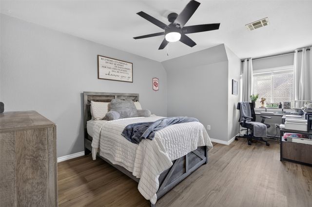 106 S 68th Street, Broken Arrow, OK 74014