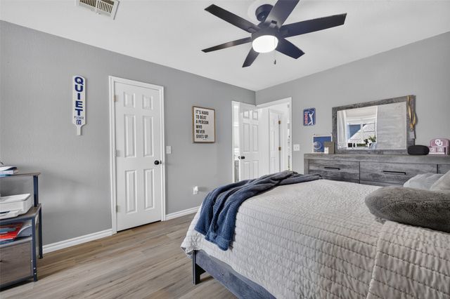 106 S 68th Street, Broken Arrow, OK 74014