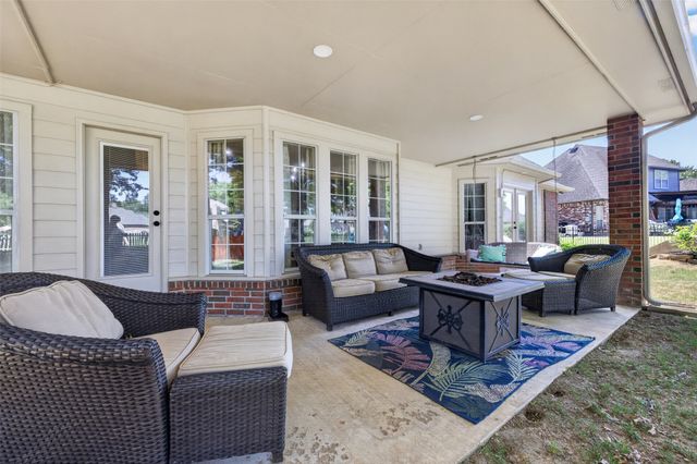 106 S 68th Street, Broken Arrow, OK 74014
