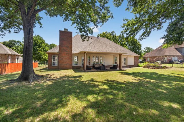 106 S 68th Street, Broken Arrow, OK 74014