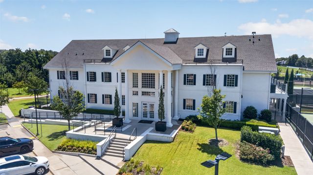 106 S 68th Street, Broken Arrow, OK 74014