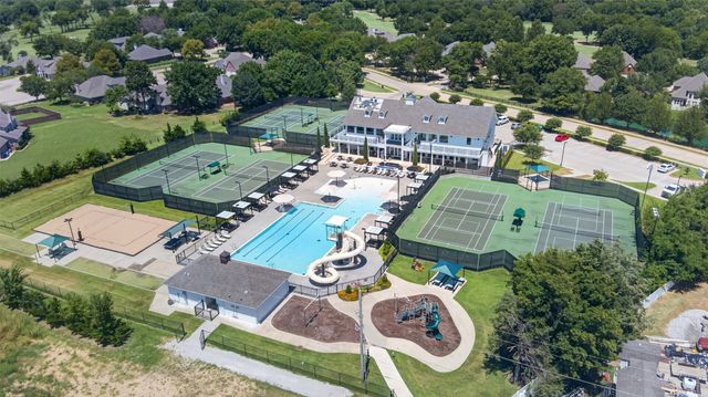 106 S 68th Street, Broken Arrow, OK 74014
