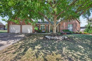 106 S 68th Street, Broken Arrow, OK 74014
