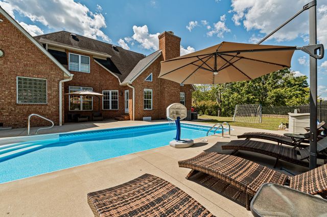 43 Hickory Drive, Barboursville, WV 25504