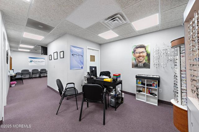 257 Monmouth Road 1B & 2B, Oakhurst, NJ 07755