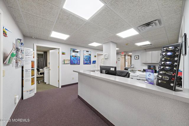 257 Monmouth Road 1B & 2B, Oakhurst, NJ 07755