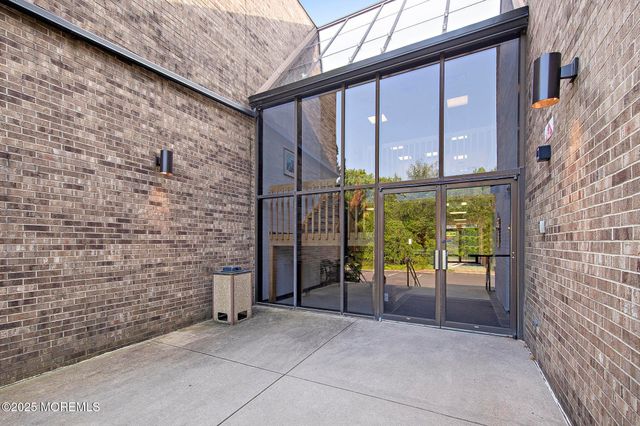 257 Monmouth Road 1B & 2B, Oakhurst, NJ 07755