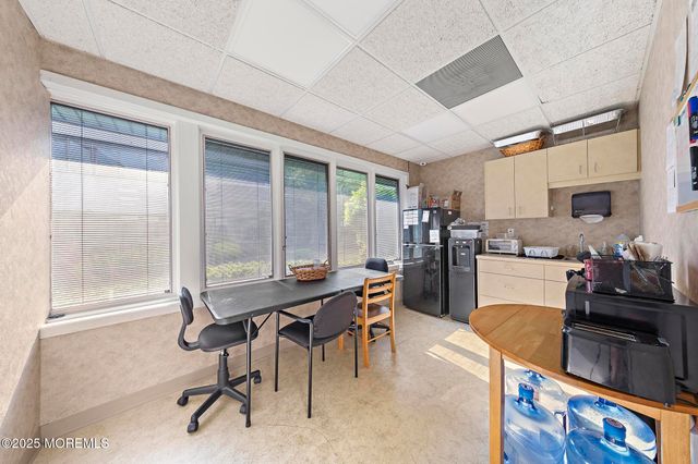 257 Monmouth Road 1B & 2B, Oakhurst, NJ 07755