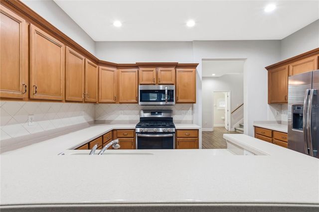 14606 BOURNEMOUTH ROAD, Tampa, FL 33626