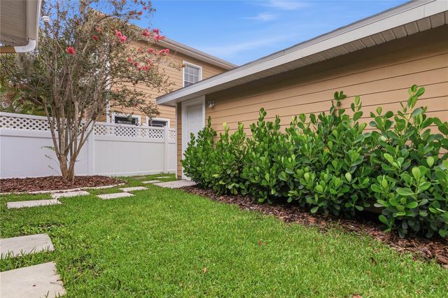 14606 BOURNEMOUTH ROAD, Tampa, FL 33626