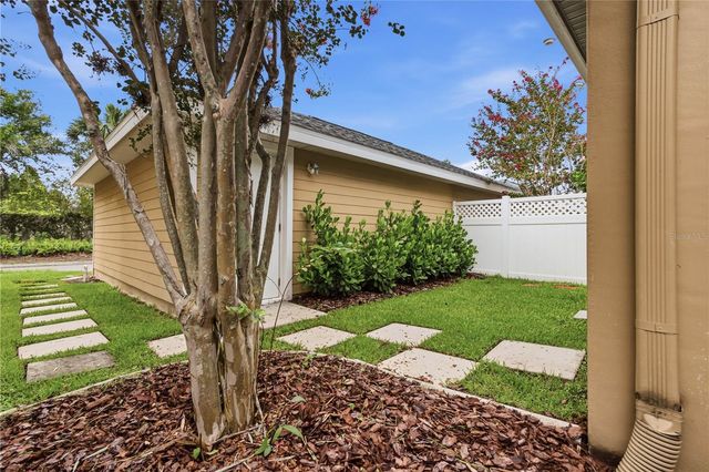 14606 BOURNEMOUTH ROAD, Tampa, FL 33626