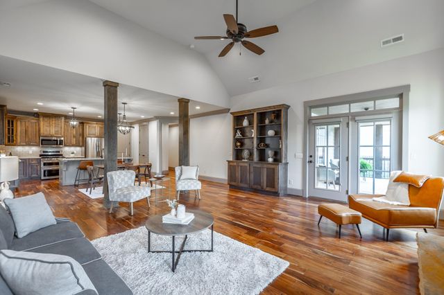 3629 Scarlet Maple Court, Signal Mountain, TN 37377