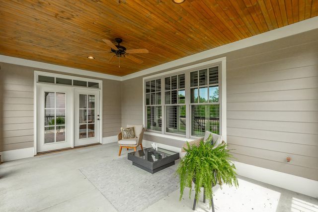 3629 Scarlet Maple Court, Signal Mountain, TN 37377