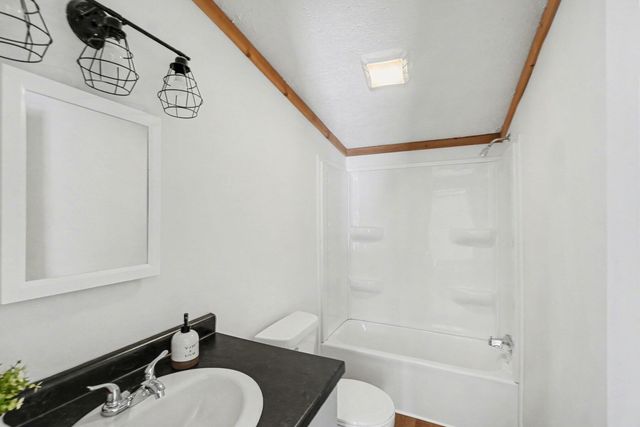 5900 E 36th Street, White Cloud, MI 49349