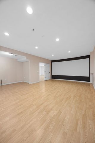 201 Teakwood Lane, Cedar Rapids, IA 52402