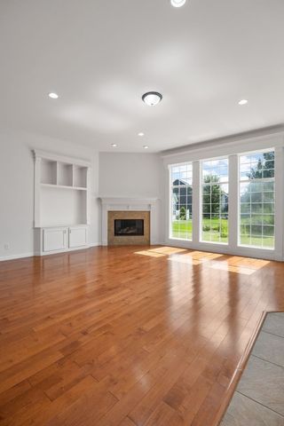 201 Teakwood Lane, Cedar Rapids, IA 52402