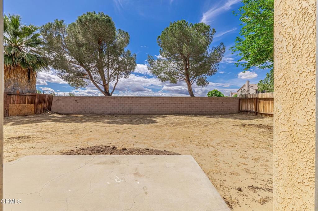 Image 35 of property listing at 2340 Lightcap Street, Lancaster, CA 93535