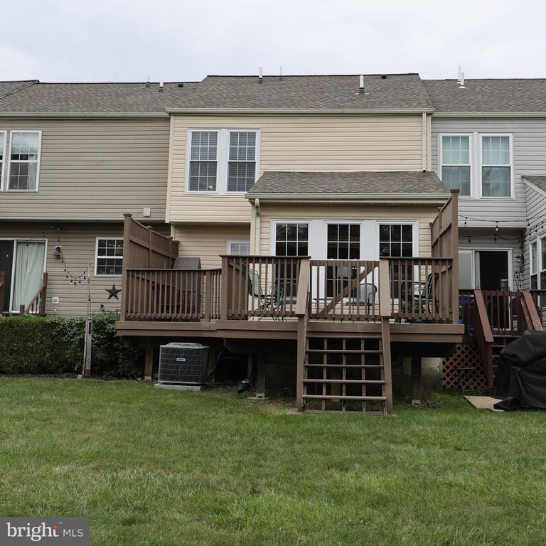 1210 PIN OAK DR, Perkiomenville, PA 18074 — photo 2