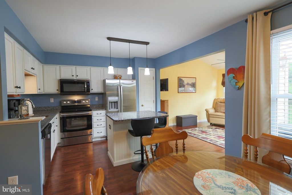 1210 PIN OAK DR, Perkiomenville, PA 18074 — photo 4