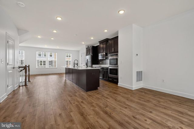 10606 HINTON WAY, Manassas, VA 20112